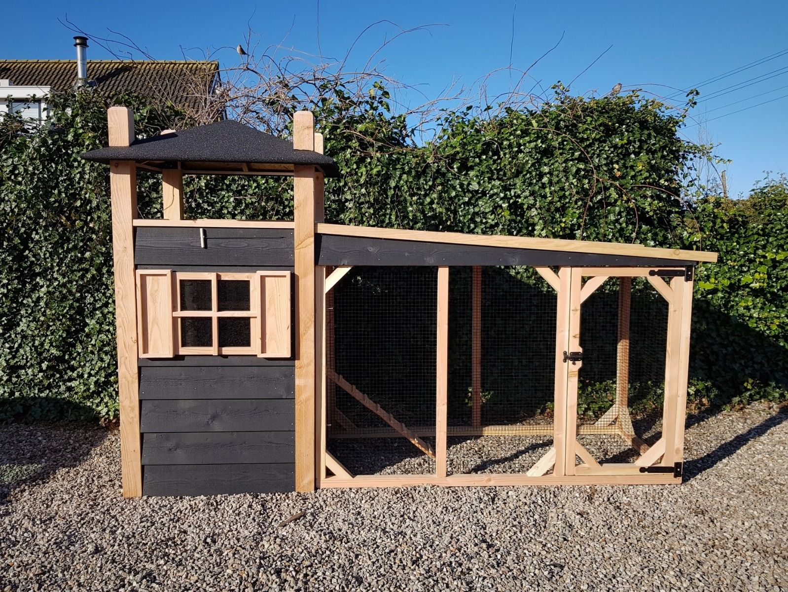 Hooiberg / Kippenhok Hooidonk 