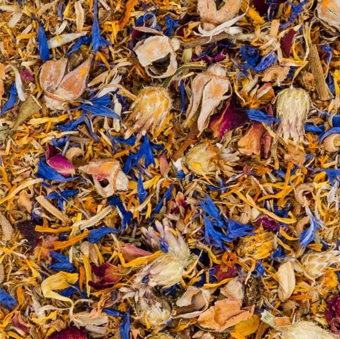 Lentehuis met bloemen