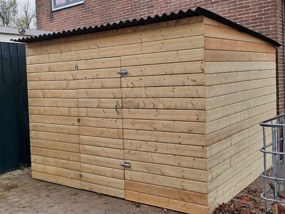 Schuurtje geïmpregneerd hout